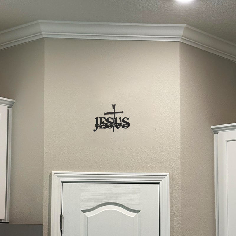 Metalowa dekoracja ścienna z krzyżem Jezus Prawda