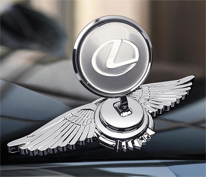 Logo na maskę samochodu z ozdobą