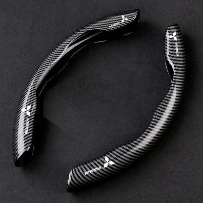 🔥Nowy uniwersalny pokrowiec na kierownicę z włókna węglowego (2 szt.)❗Pasuje do wszystkich modeli