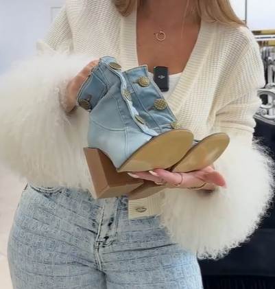 Modne damskie buty na obcasie z materiału denim z guzikami