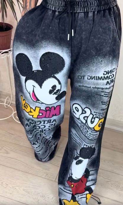 Modne jeansy z szerokimi nogawkami w kolorze gorącej cegły