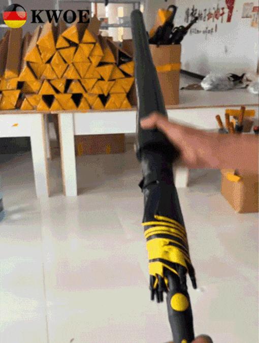 Samozwijający się piętrowy parasol odporny na sztorm