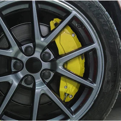 Osłony zacisków kół na zamówienie