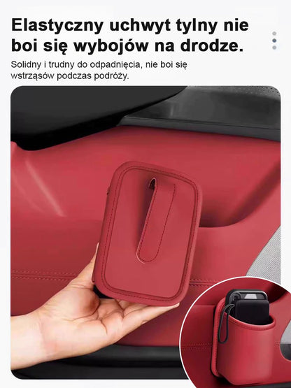 Uchwyt na kubek w drzwiach samochodu