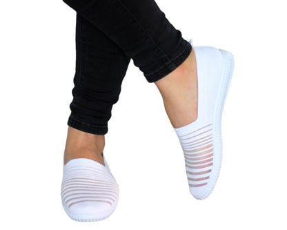 Białe elastyczne tenisówki damskie z lycry all white air