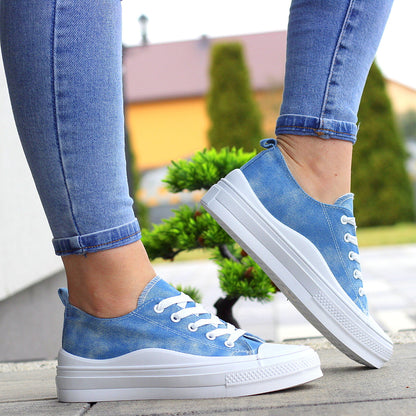 TRAMPKI DAMSKIE NA GRUBEJ PODESZWIE JEANS