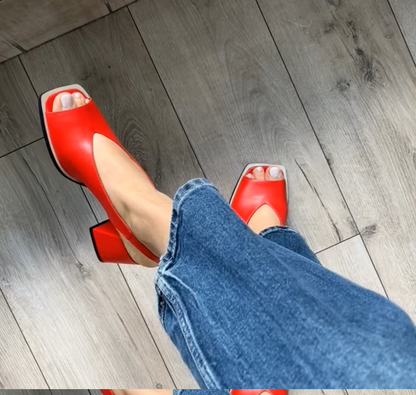 Sandały z grubym obcasem i noskiem typu ryba