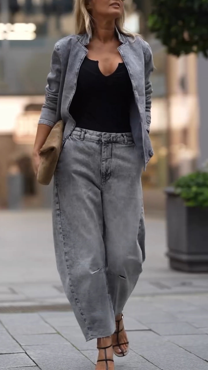 Damski płaszcz z okrągłym dekoltem i spodnie w swobodnym zestawie