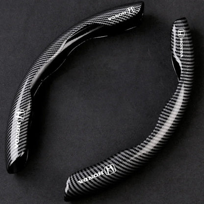 🔥Nowy uniwersalny pokrowiec na kierownicę z włókna węglowego (2 szt.)❗Pasuje do wszystkich modeli