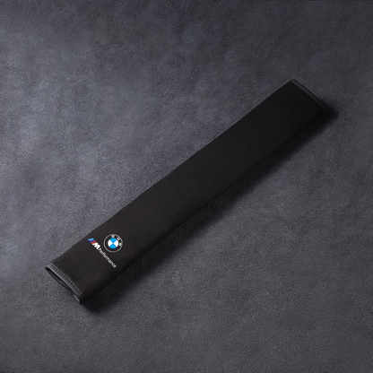 Nakładka na pas bezpieczeństwa SilkLeather – ochrona szyi i możliwość umieszczenia logo