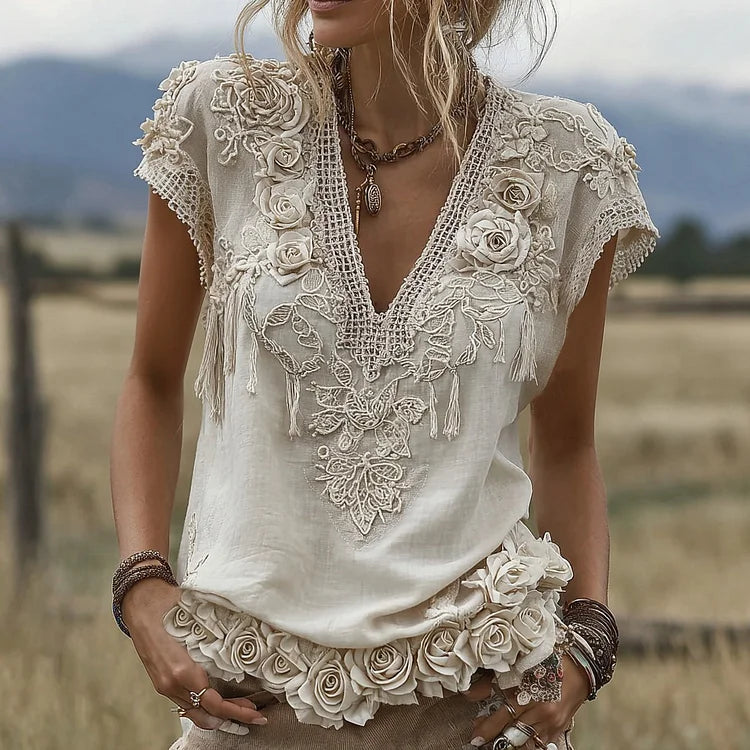 Damska koszulka z krótkim rękawem i dekoltem w serek z mieszanki lnu, haftowana róża