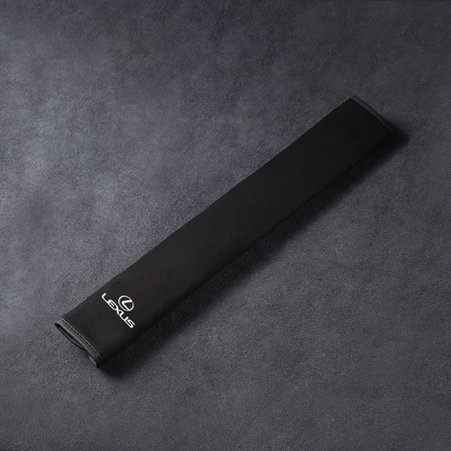 Nakładka na pas bezpieczeństwa SilkLeather – ochrona szyi i możliwość umieszczenia logo