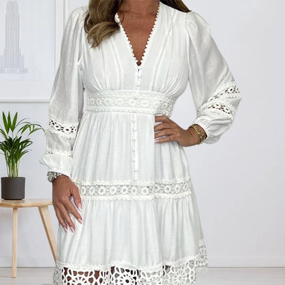 🌸Modna i elegancka koronkowa sukienka z dekoltem w szpic