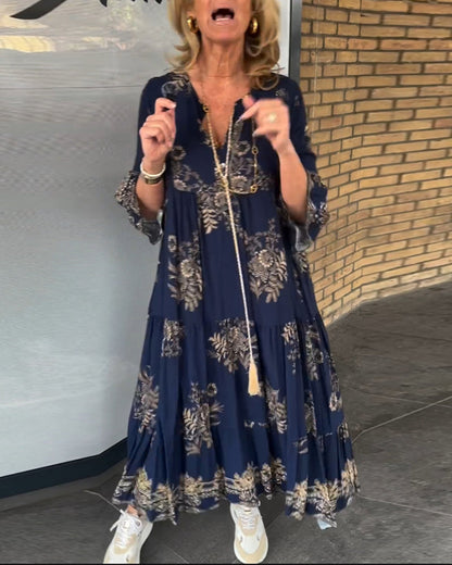 Sukienka w stylu vintage z dekoltem w kształcie litery V i luźnym krojem