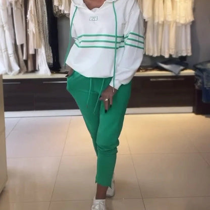 Damska bluza i spodnie w paski