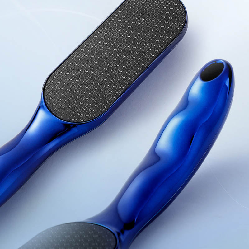 🔥 ﻿Praktyczny ręczny przyrząd do usuwania zrogowaciałego naskórka ze stóp🦶🏻