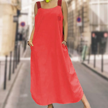 Szeroka sukienka maxi na ramiączkach z kieszeniami