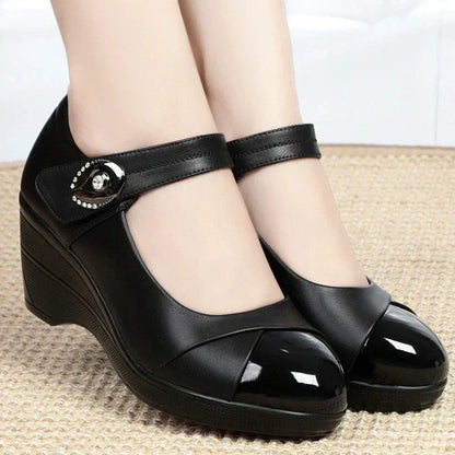 Damskie buty typu Mary Jane w stylu vintage - doskonały komfort i styl retro