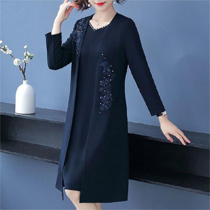 Elegancki dwuczęściowy zestaw damski z żakietem i sukienką