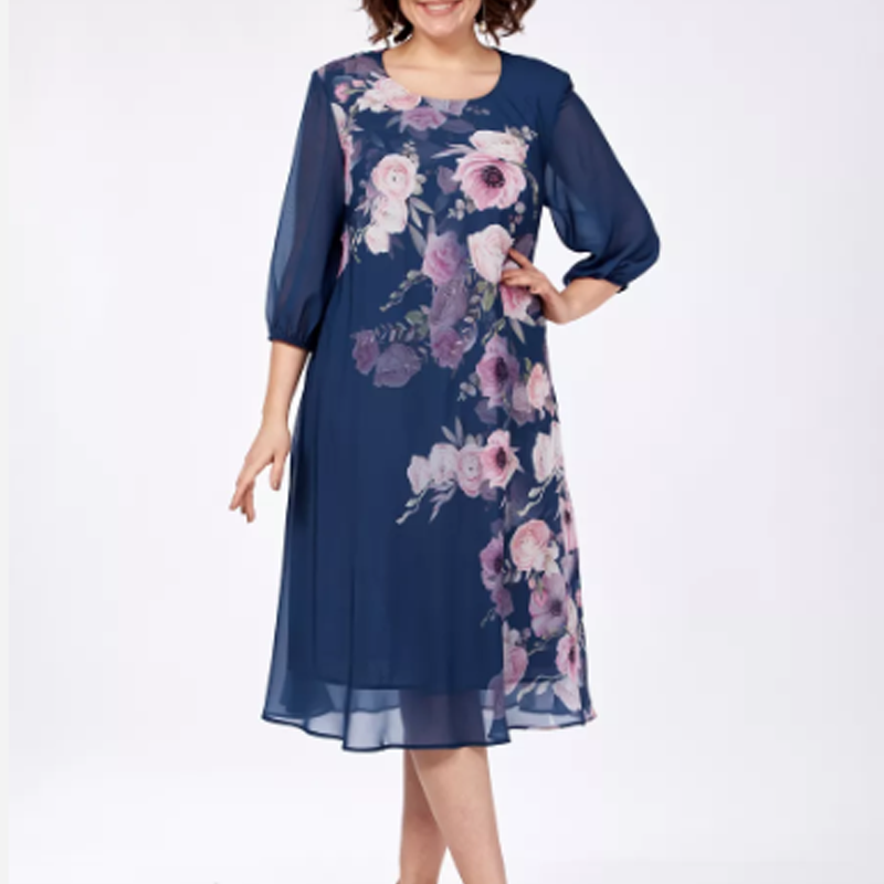 Elegancka sukienka z szyfonu z kwiatowym nadrukiem i okrągłym dekoltem