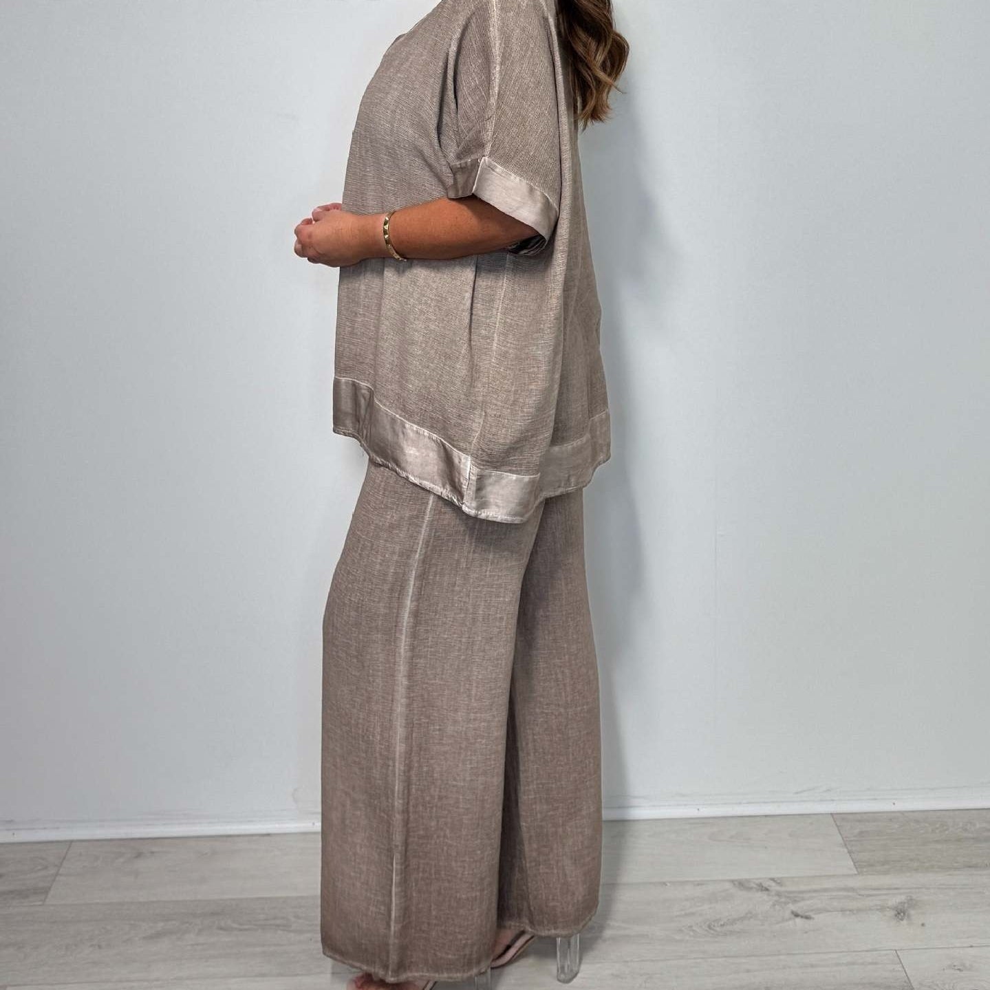 🌷💗Swobodny dwuczęściowy zestaw z dekoltem w kształcie litery V