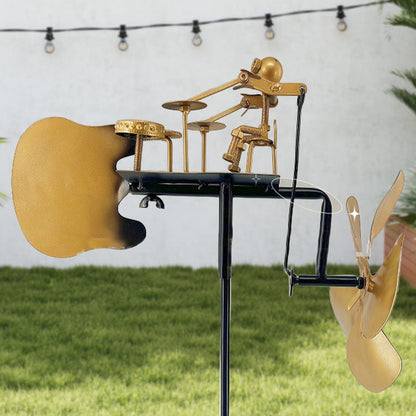 Ręcznie robiony metalowy wiatraczek z bębnem - dekoracja naziemna