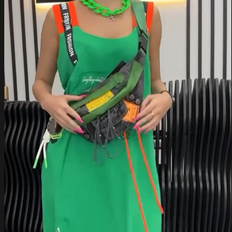 Damska sukienka bez rękawów z nadrukiem na co dzień