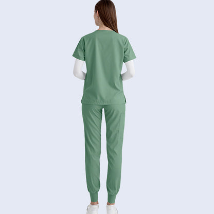 Wygodny i funkcjonalny zestaw fartuchów ochronnych